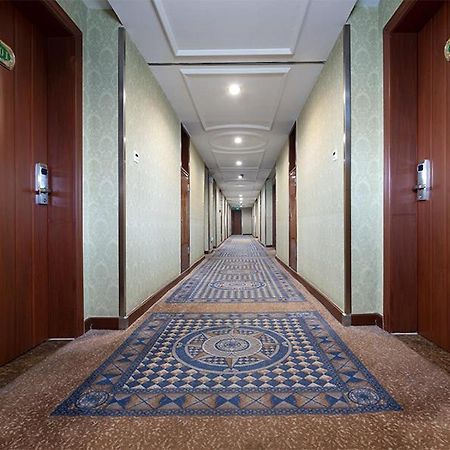 Vienna Hotel Qingyuan Lianjiang Road Exterior photo